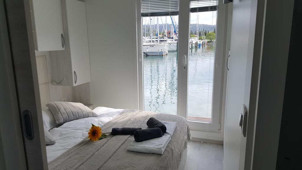 Floating House Coco Hotel Portorož Kültér fotó